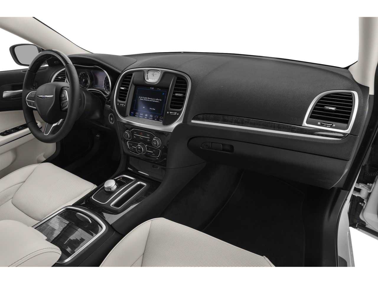 Used 2019 Chrysler 300 Limited RWD image 11