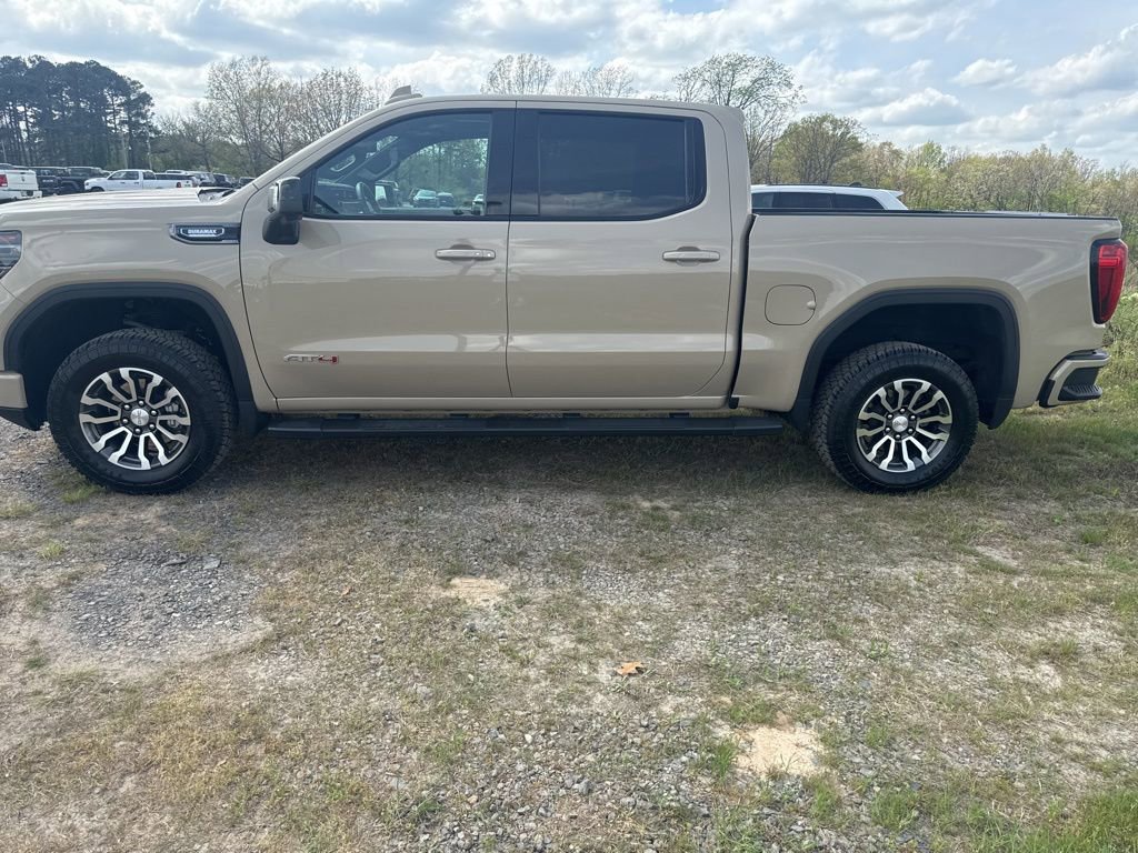 Used 2023 GMC Sierra 1500 AT4 w/ AT4 Preferred Package image 8