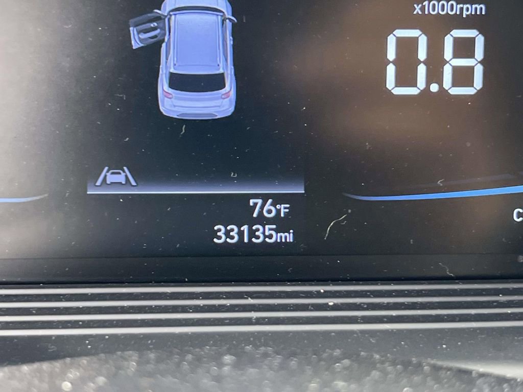 Certified 2023 Hyundai Venue Limited w/ Cargo Package image 26