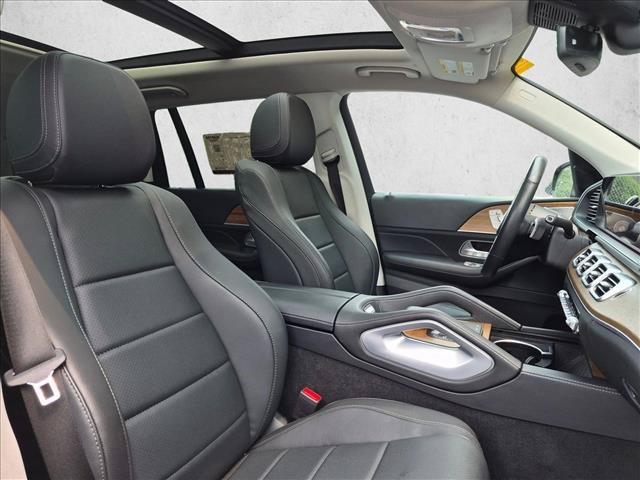 Used 2024 Mercedes-Benz GLS 450 4MATIC image 22