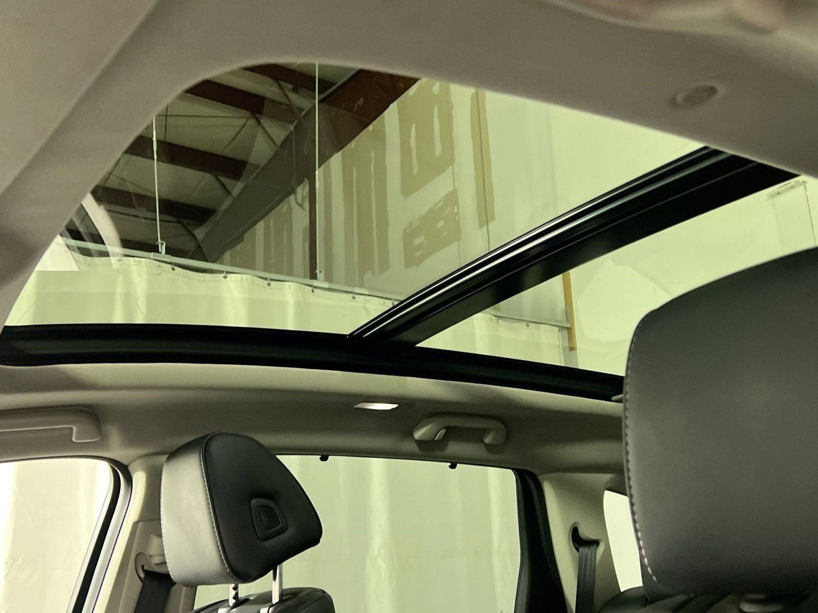 Used 2023 Acura MDX SH-AWD w/ Technology Package image 22