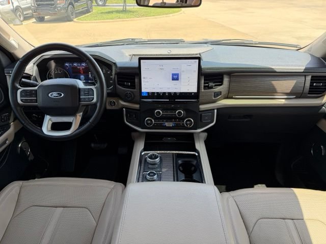 Used 2023 Ford Expedition Max Limited AWD/4WD image 26