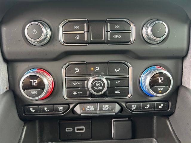 Used 2023 GMC Yukon SLT w/ SLT Luxury Package AWD/4WD image 34