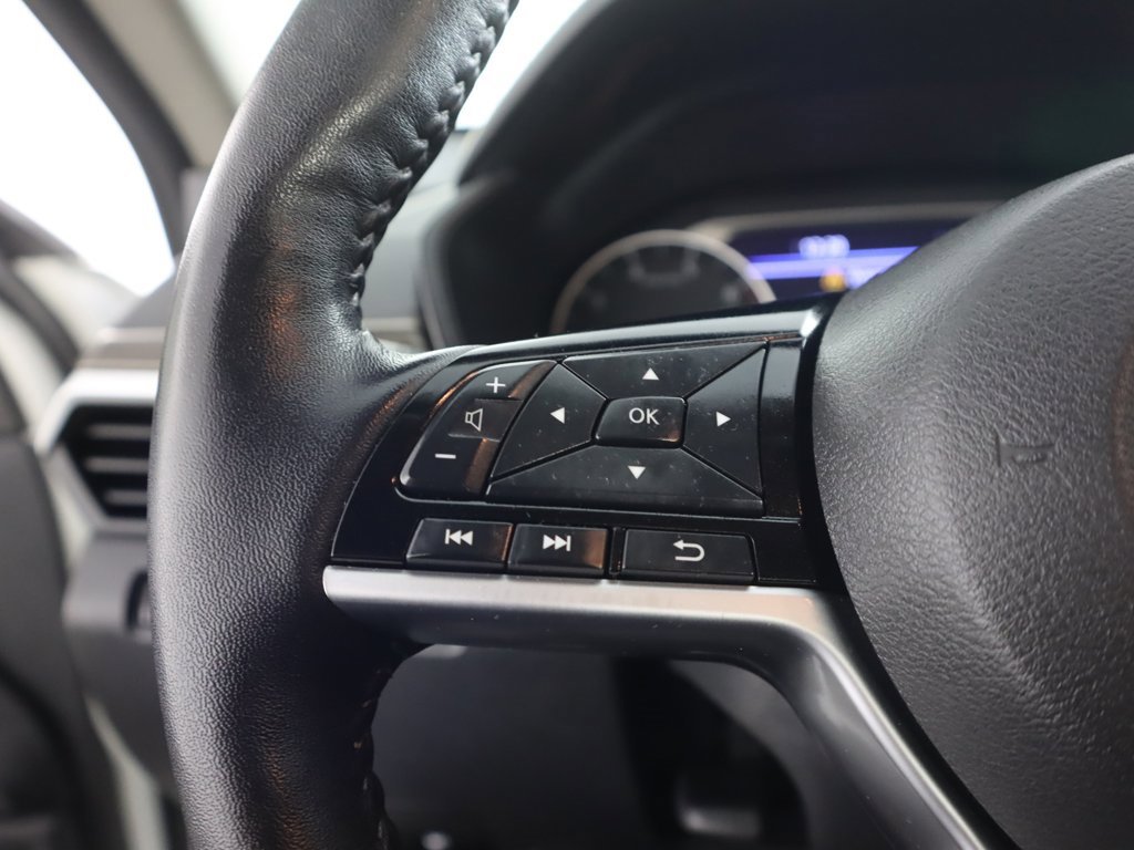 Used 2020 Nissan Altima 2.0 Platinum image 44