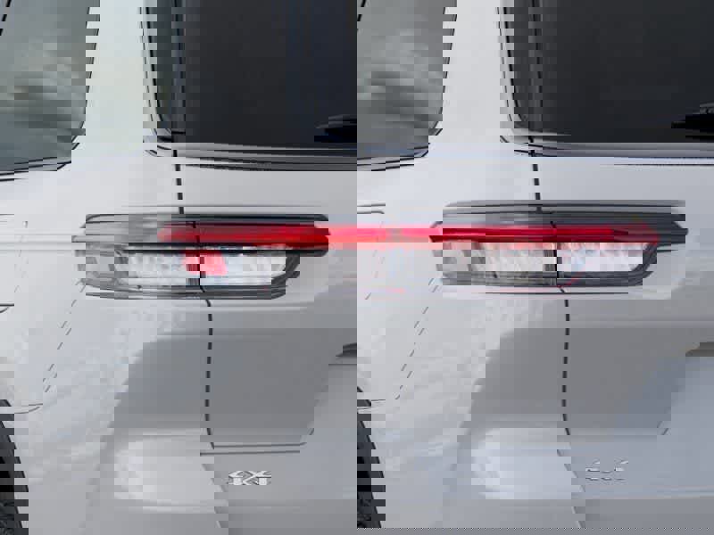 New 2026 Jeep Grand Cherokee L Limited image 9