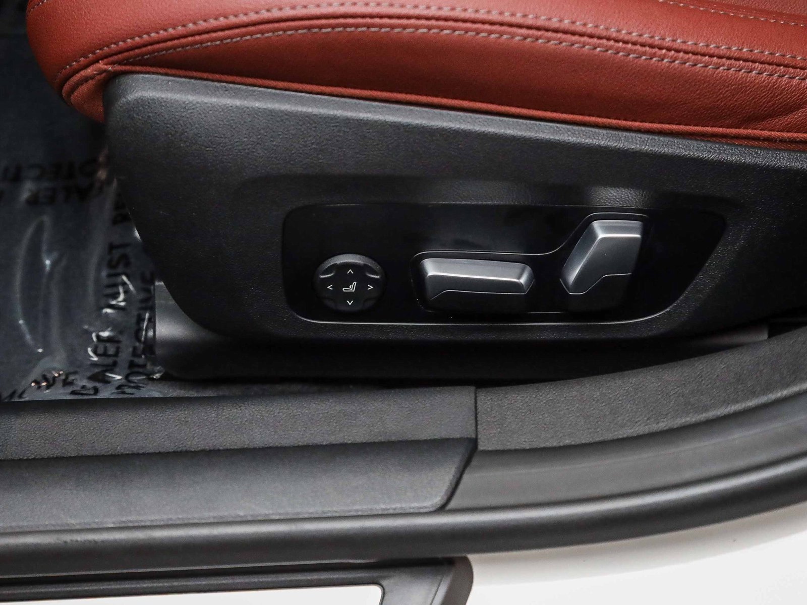 Certified 2023 BMW i4 eDrive35 w/ Premium Package image 22