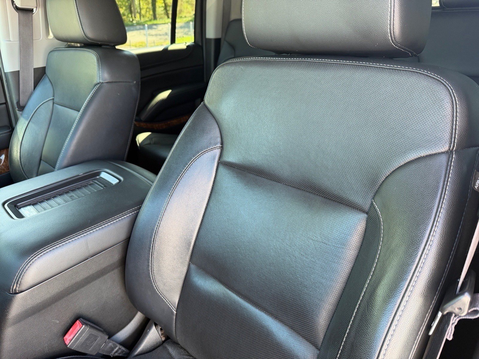 Used 2017 Chevrolet Suburban Premier AWD/4WD image 14