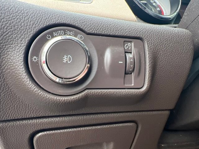 Used 2013 Buick Verano FWD image 10