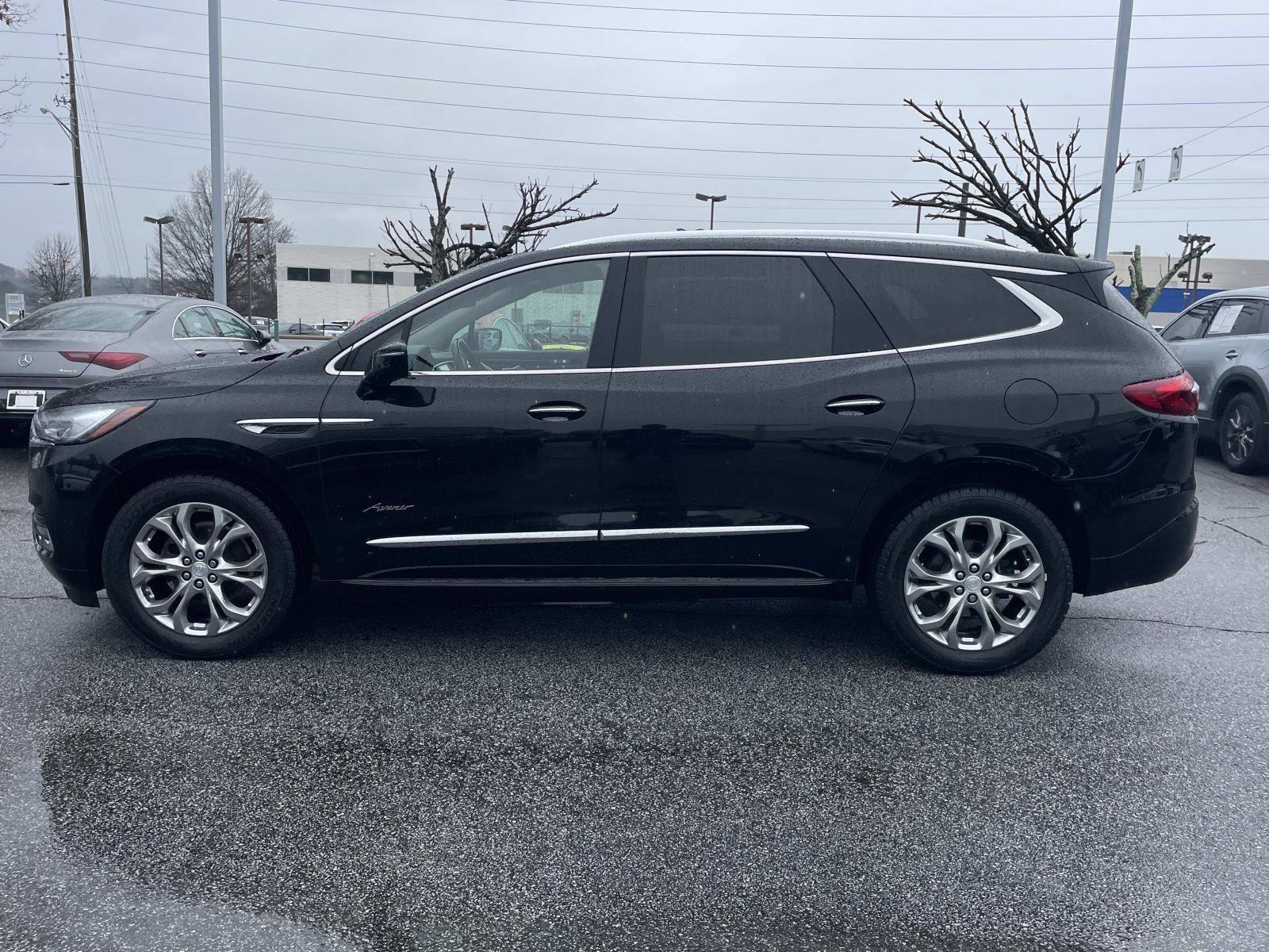 Used 2020 Buick Enclave Avenir w/ Avenir Technology Package image 2