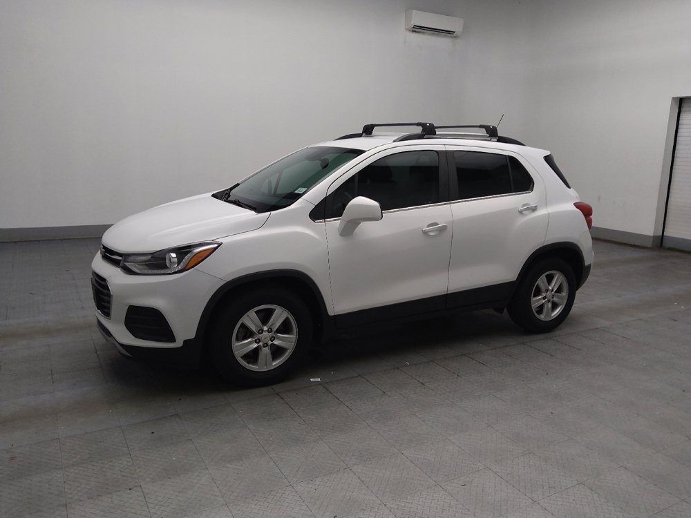 Used 2020 Chevrolet Trax LT w/ LT Convenience Package FWD image 2