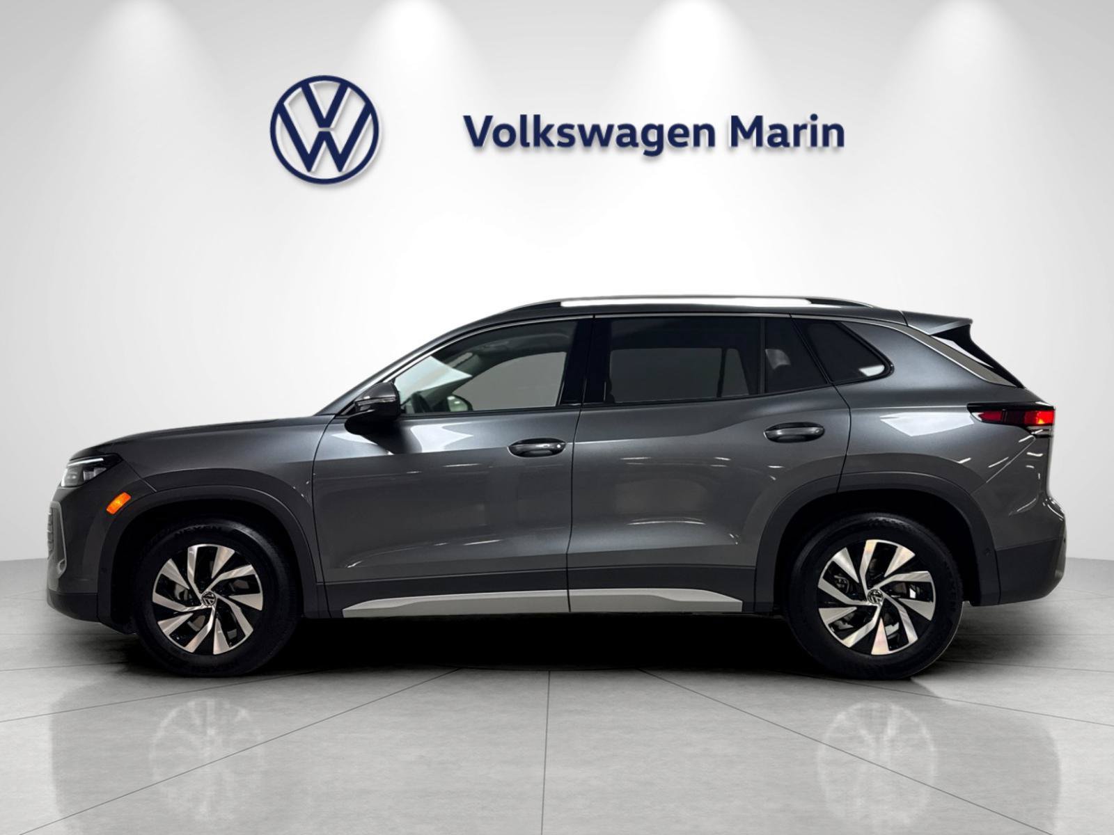 New 2026 Volkswagen Tiguan S FWD image 2
