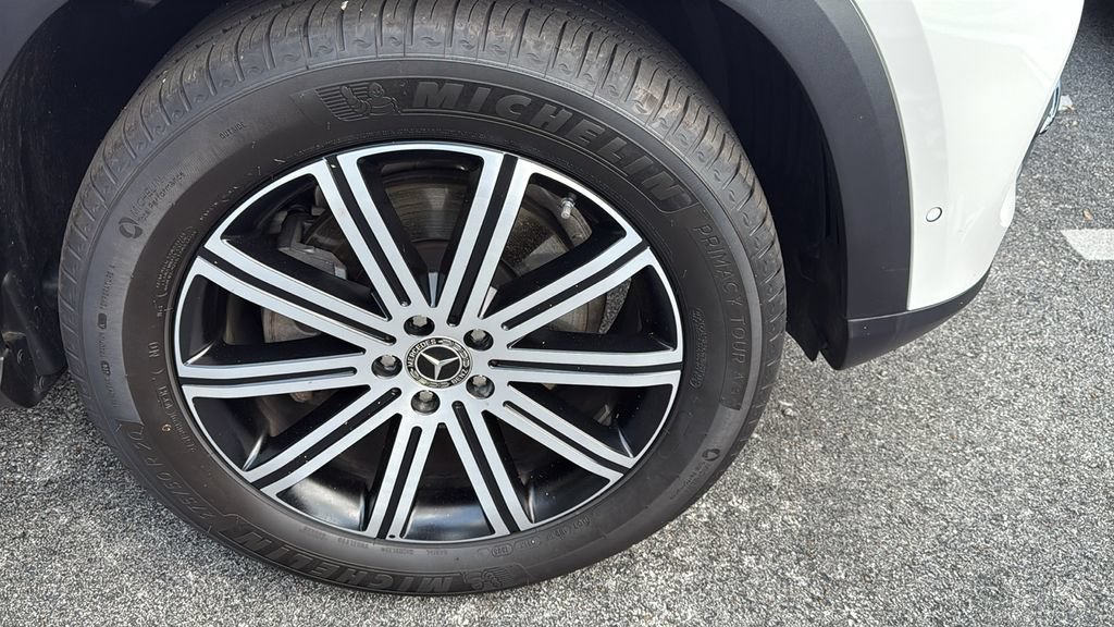 Certified 2025 Mercedes-Benz GLE 350 4MATIC image 9
