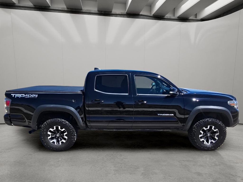Used 2020 Toyota Tacoma TRD Off-Road w/ Technology Package AWD/4WD image 6