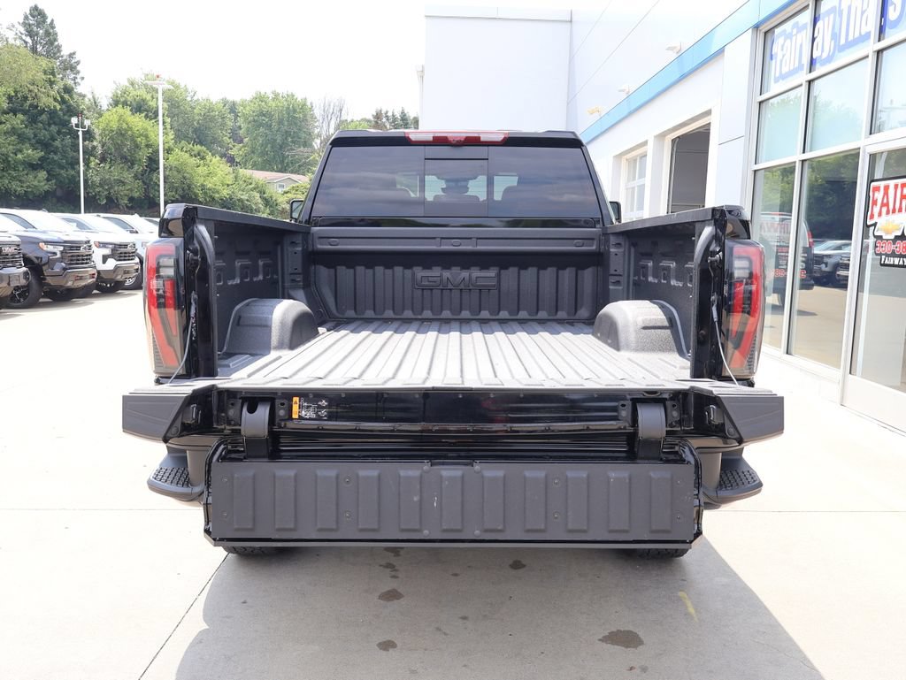 Certified 2026 GMC Sierra 2500 AT4 w/ AT4 Premium Plus Package AWD/4WD image 37
