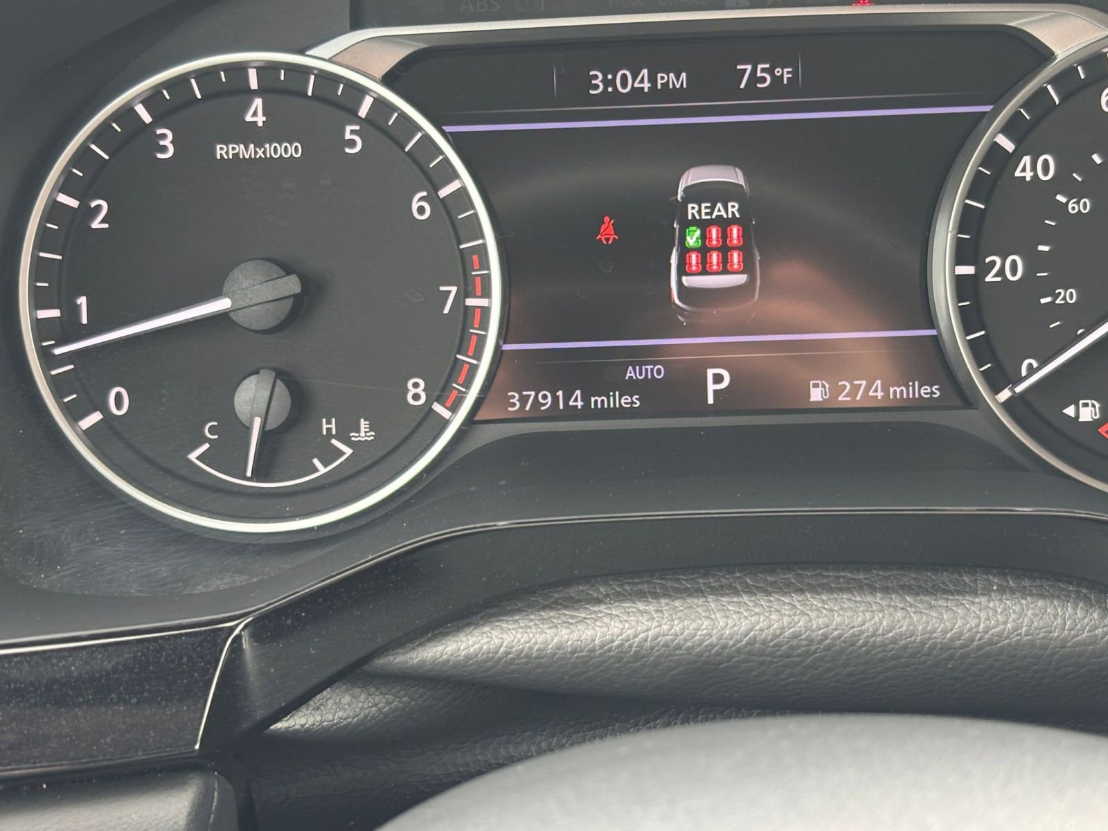 Used 2025 Nissan Pathfinder SV AWD/4WD image 43
