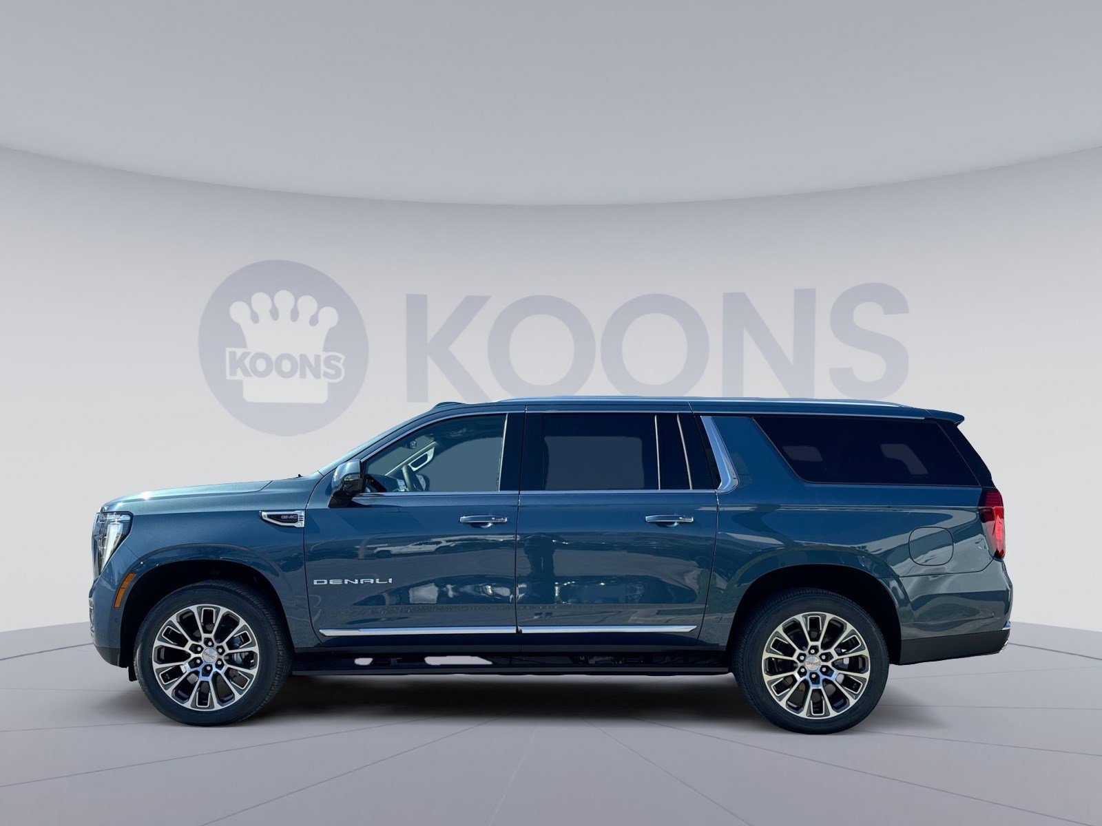 New 2026 GMC Yukon XL Denali w/ Sun & Power Step Package image 2