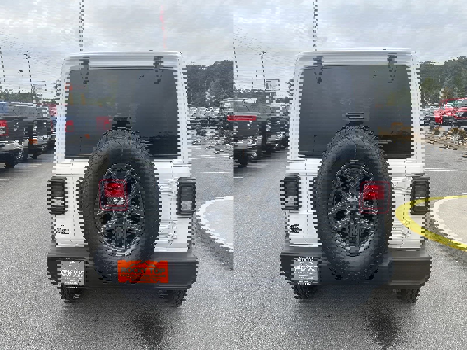 New 2024 Jeep Wrangler Unlimited Sport image 8