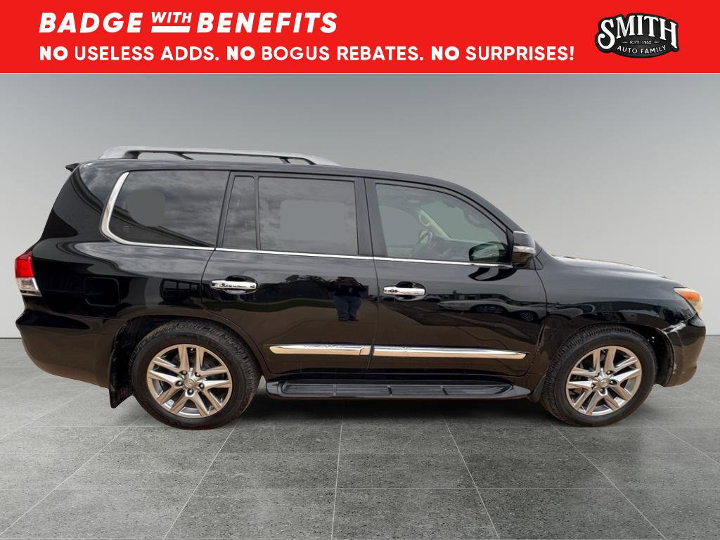 Used 2013 Lexus LX 570 4WD w/ Luxury Pkg image 9