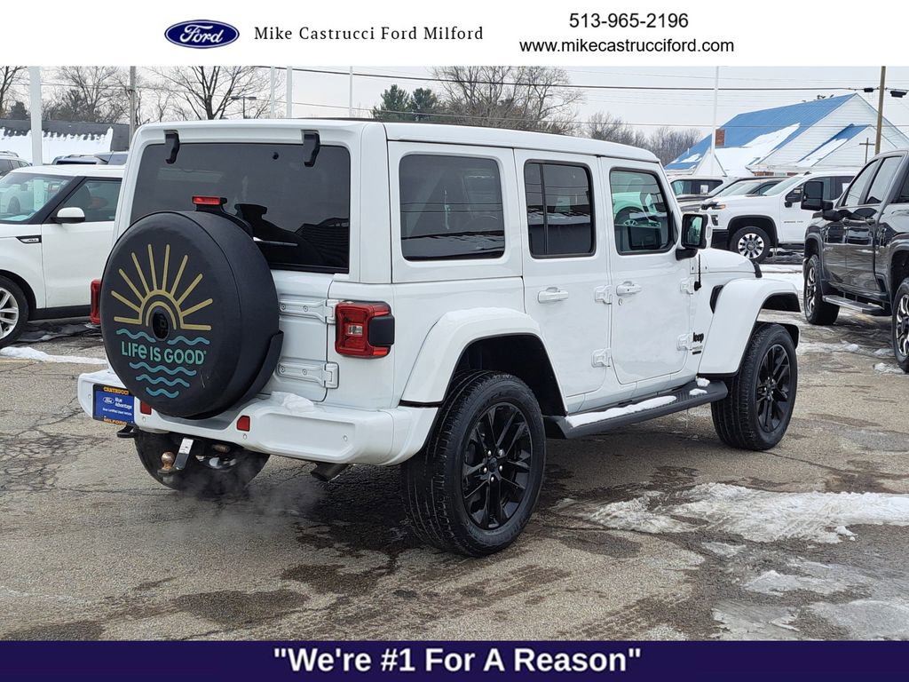 Used 2022 Jeep Wrangler Unlimited Sahara image 5