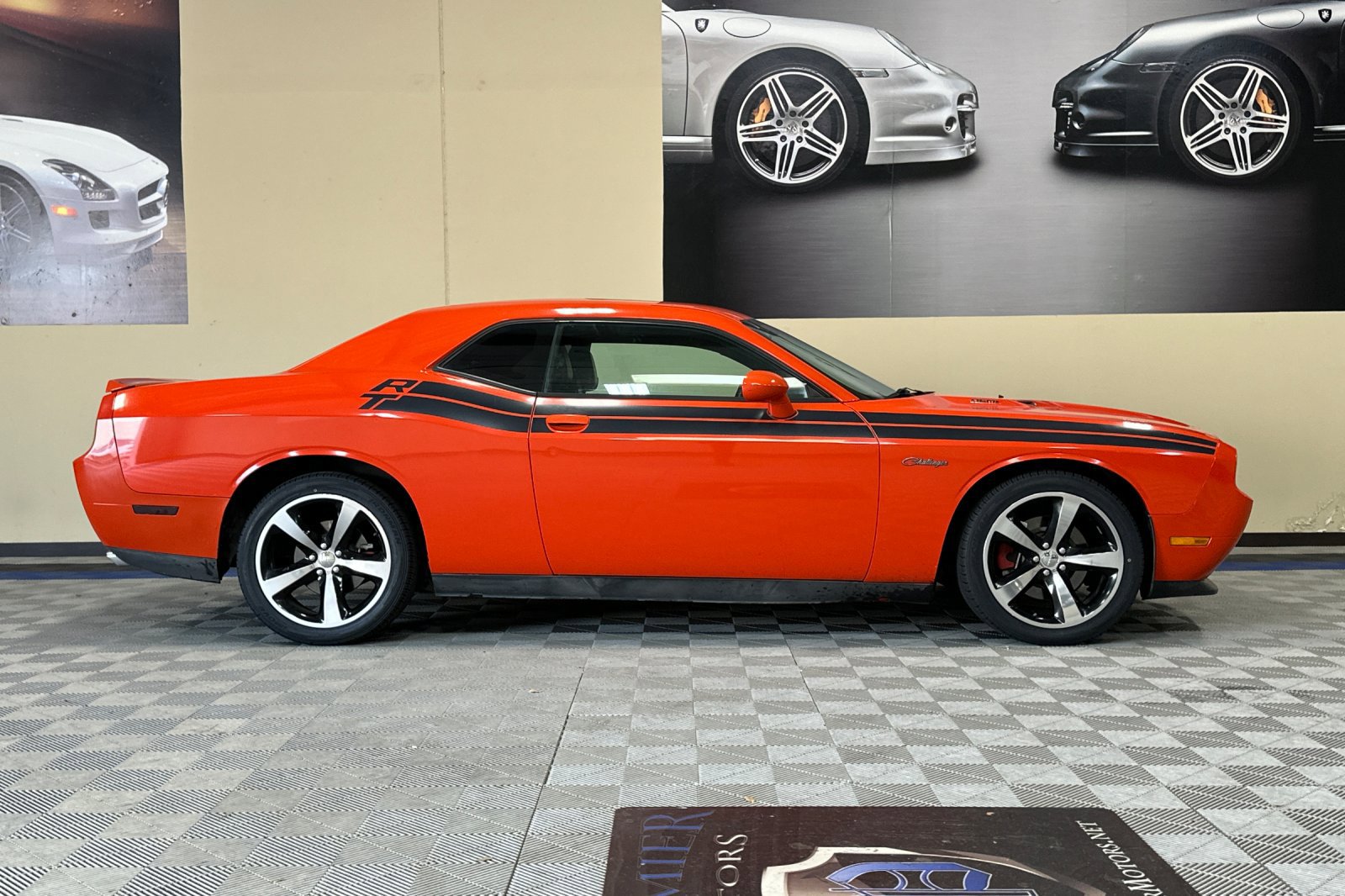 Used 2013 Dodge Challenger R/T image 3