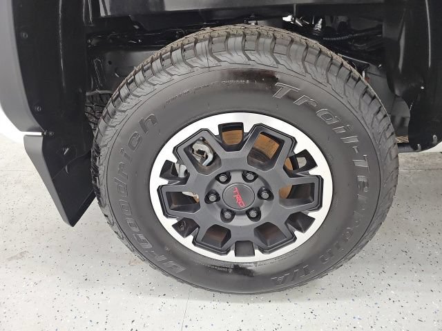 Used 2026 Toyota Tacoma TRD Off-Road AWD/4WD image 7