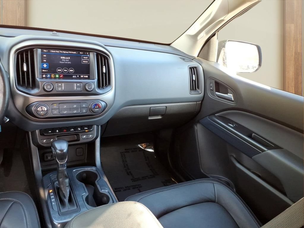Used 2022 Chevrolet Colorado Z71 w/ Trail Boss Package AWD/4WD image 22