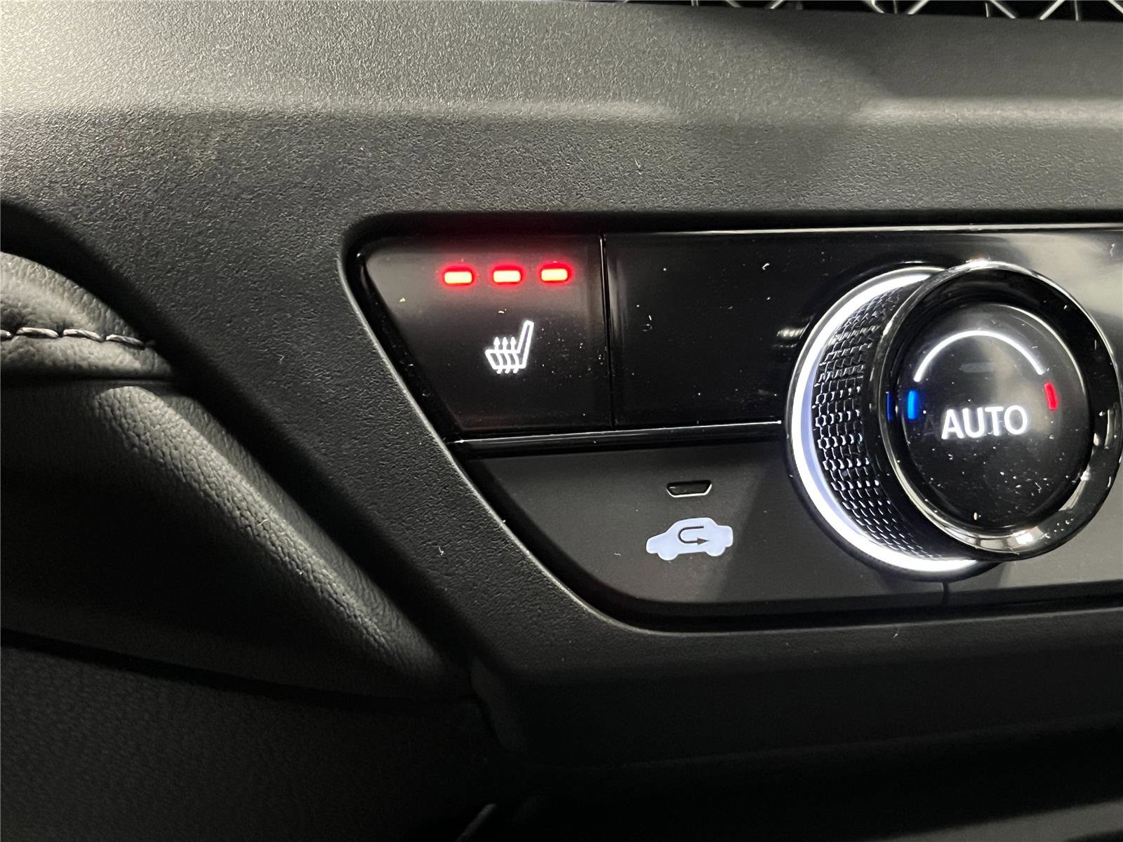 New 2025 Honda Accord SE image 21