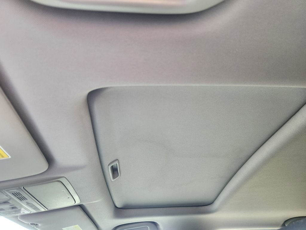 Used 2020 Honda CR-V Touring image 25