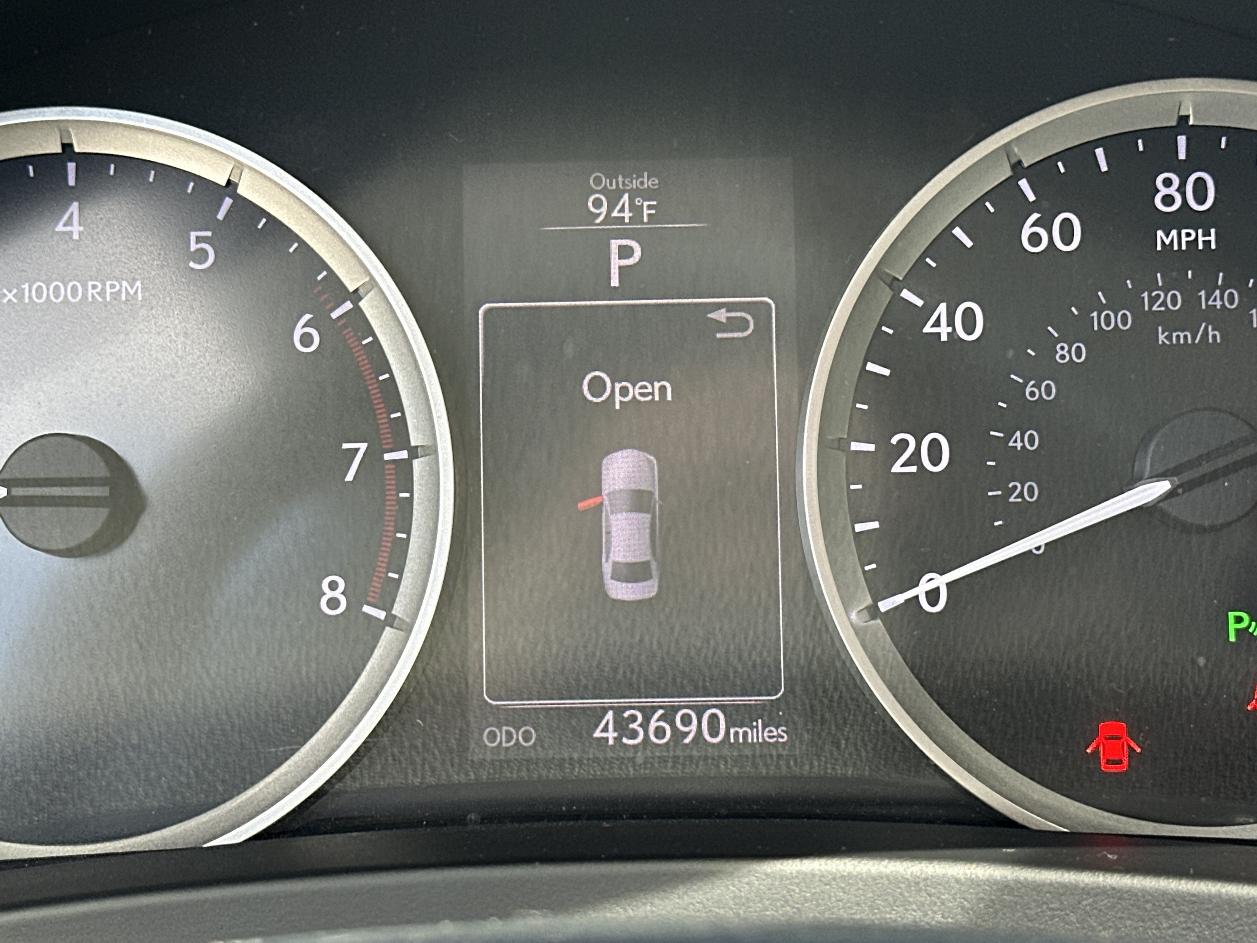 Used 2016 Lexus IS 200t w/ Premium Package RWD image 22