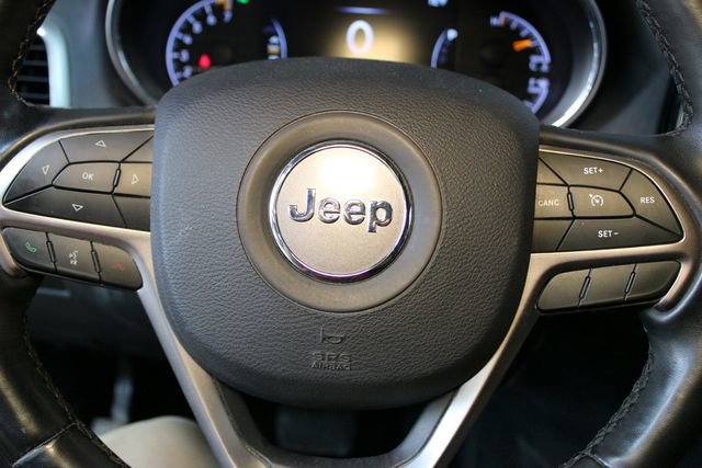 Used 2019 Jeep Grand Cherokee Altitude AWD/4WD image 20