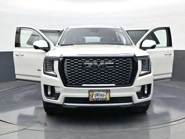 Certified 2023 GMC Yukon Denali Ultimate w/ LPO, Floor Liner Package AWD/4WD image 32
