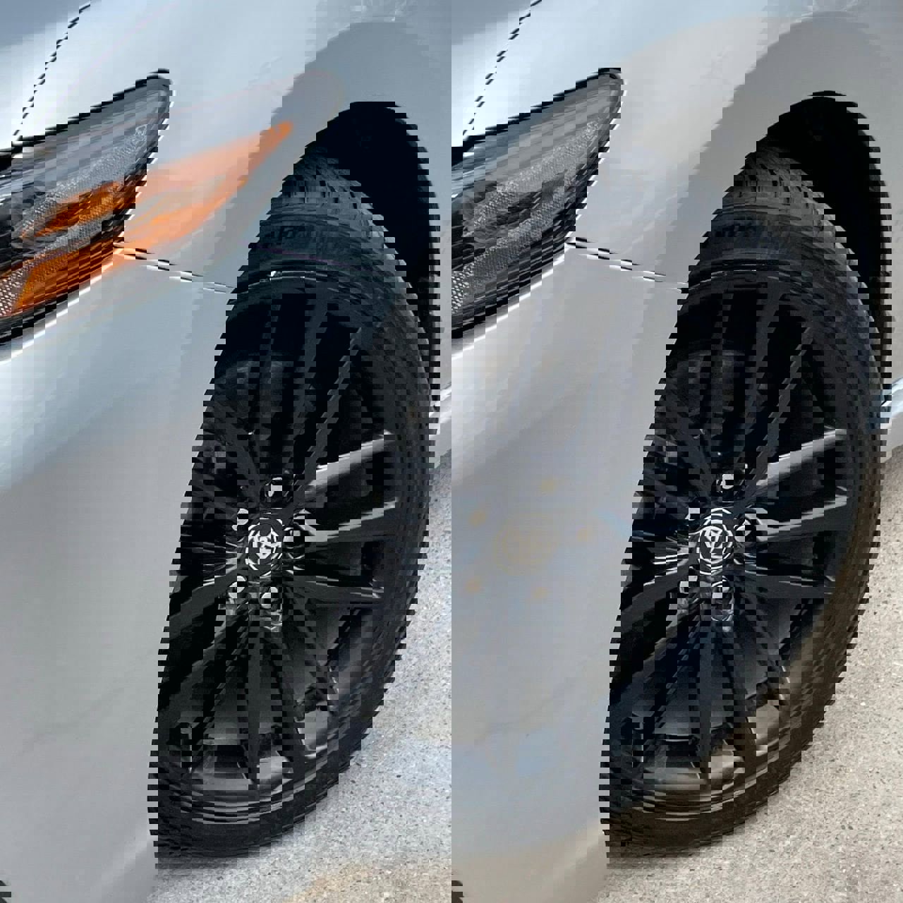 Used 2022 Toyota Camry XSE w/ Cold Weather Package image 9