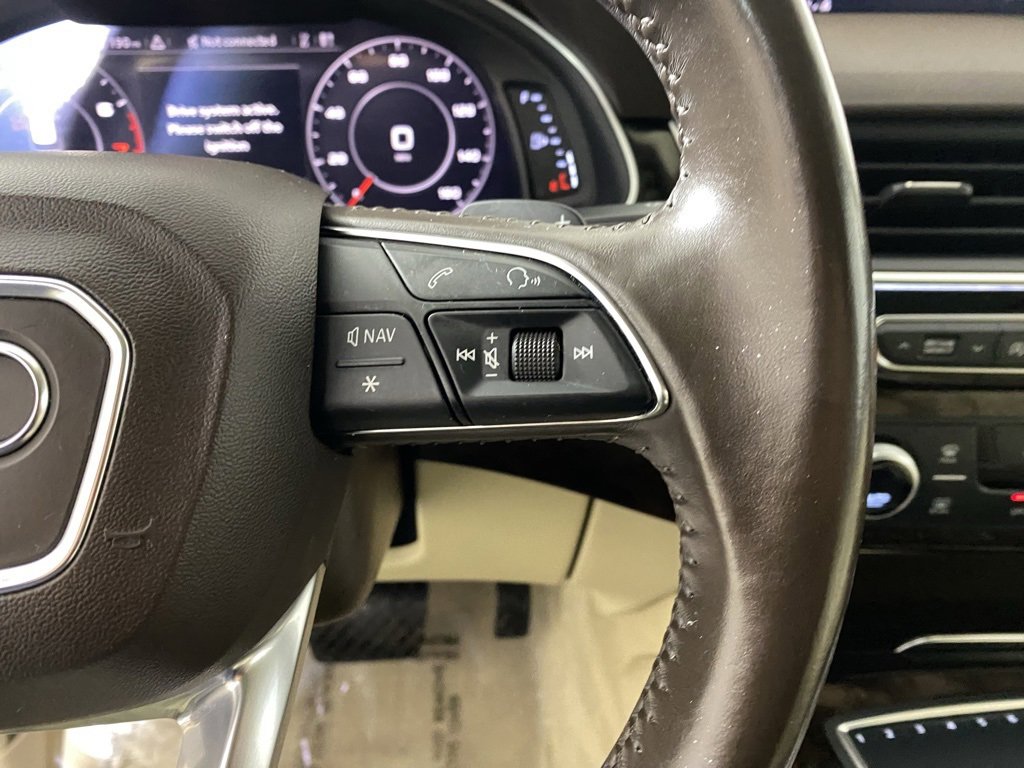 Used 2018 Audi Q7 3.0T Premium Plus w/ Premium Plus Package image 15