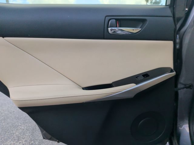 Used 2015 Lexus IS 250 RWD image 29
