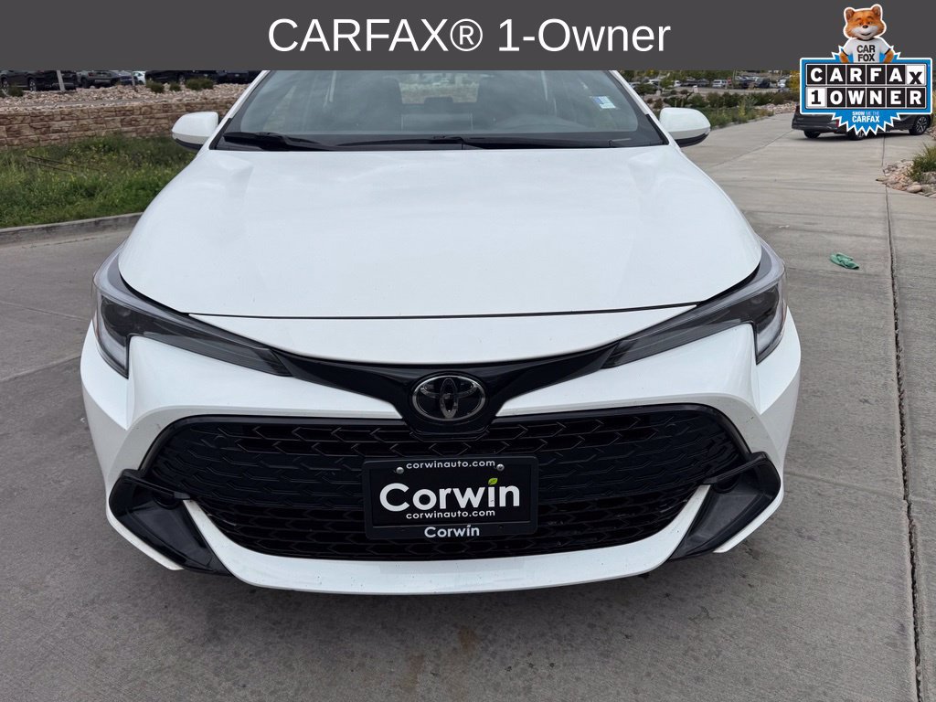 Used 2025 Toyota Corolla SE FWD image 2