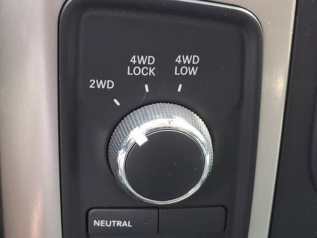 Used 2016 RAM 2500 SLT AWD/4WD image 27