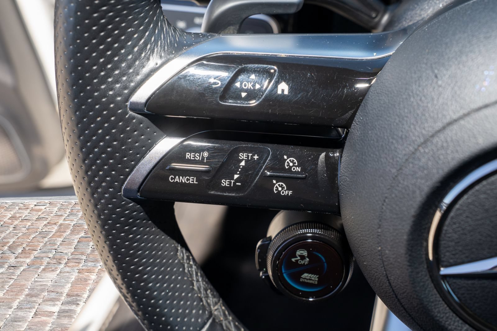 Used 2024 Mercedes-Benz CLA 35 AMG 4MATIC image 30