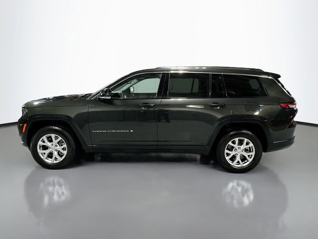 Used 2022 Jeep Grand Cherokee L Limited w/ Trailer Tow Group (B) AWD/4WD image 10