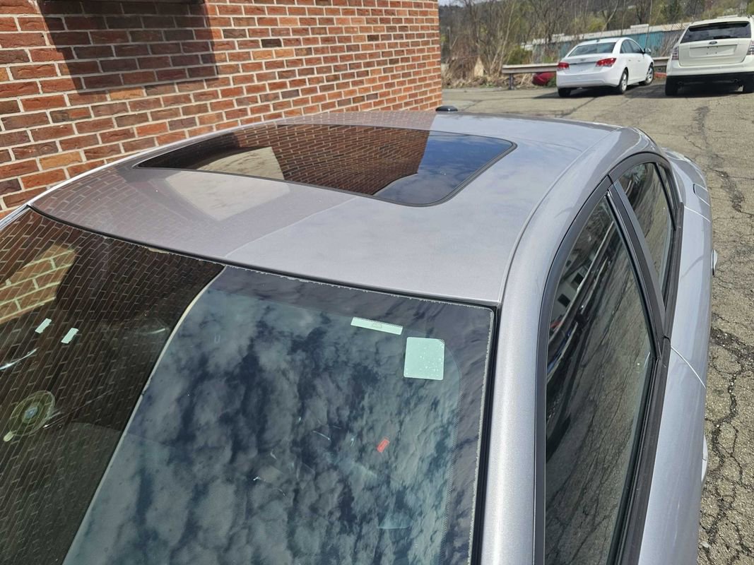 Used 2013 Dodge Charger SXT image 7