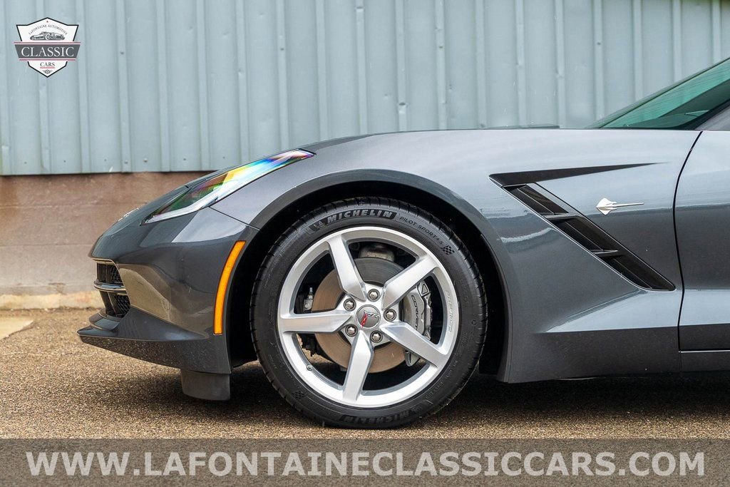 Used 2014 Chevrolet Corvette Base w/ Battery Protection Package image 18