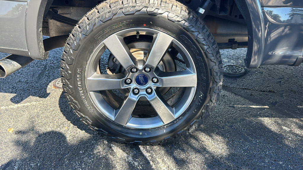 Used 2016 Ford F150 XLT w/ Equipment Group 302A Luxury AWD/4WD image 8