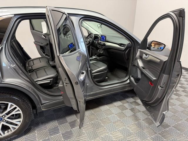 Used 2021 Ford Escape SEL image 21