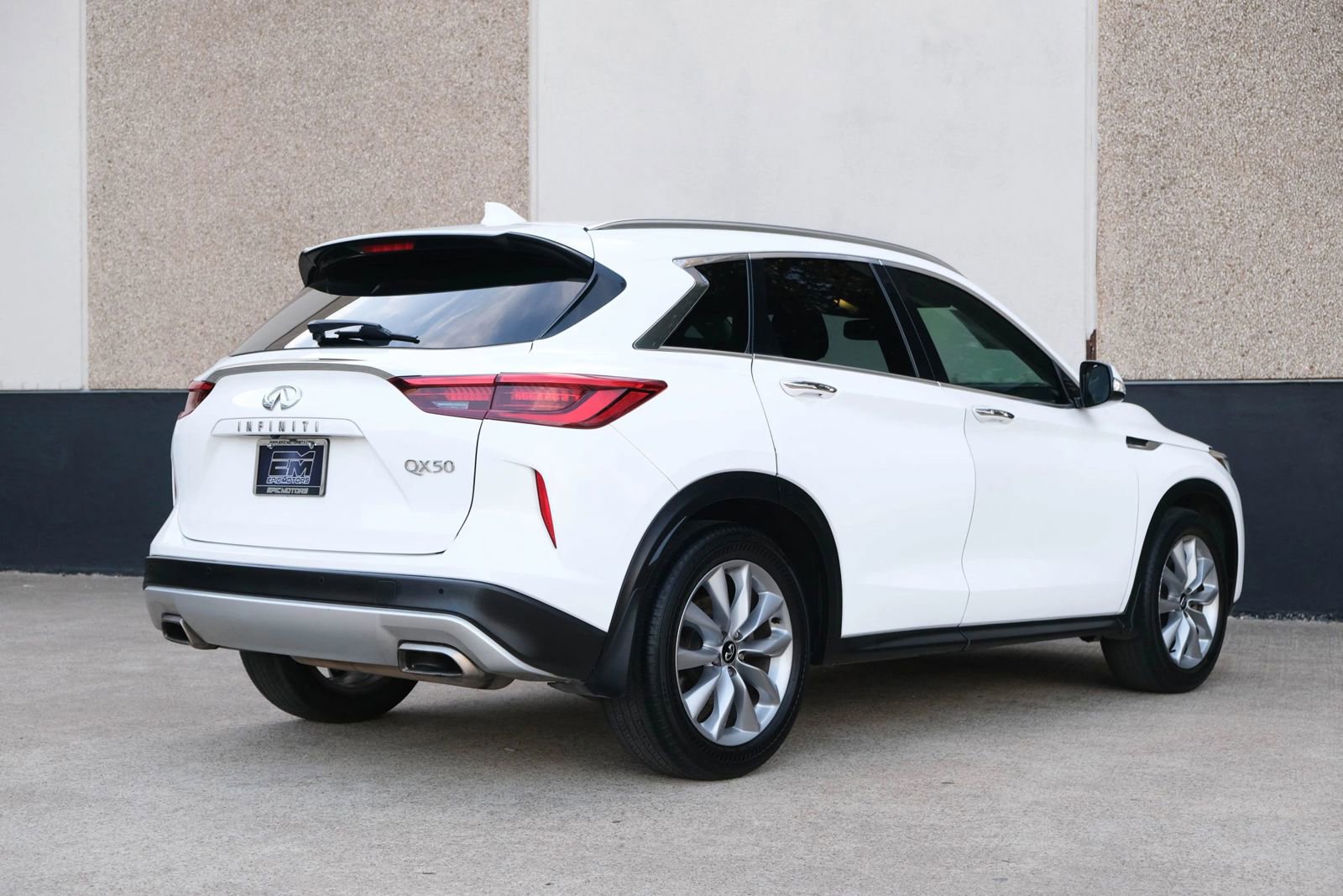 Used 2021 INFINITI QX50 Luxe image 15