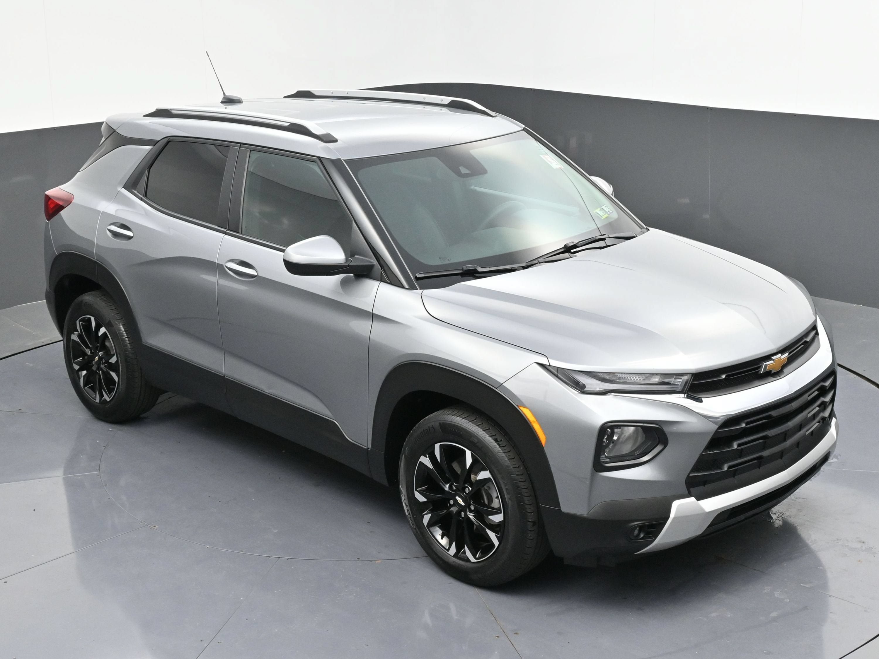 Certified 2023 Chevrolet TrailBlazer LT w/ Convenience Package FWD image 43