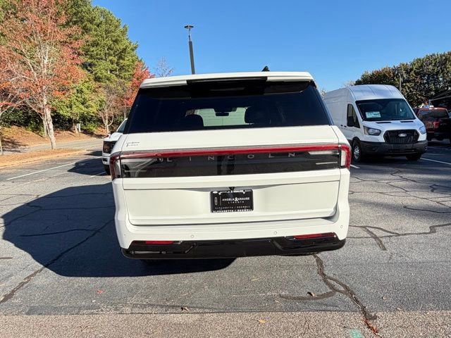 New 2025 Lincoln Navigator Reserve w/ Jet Appearance Package image 8