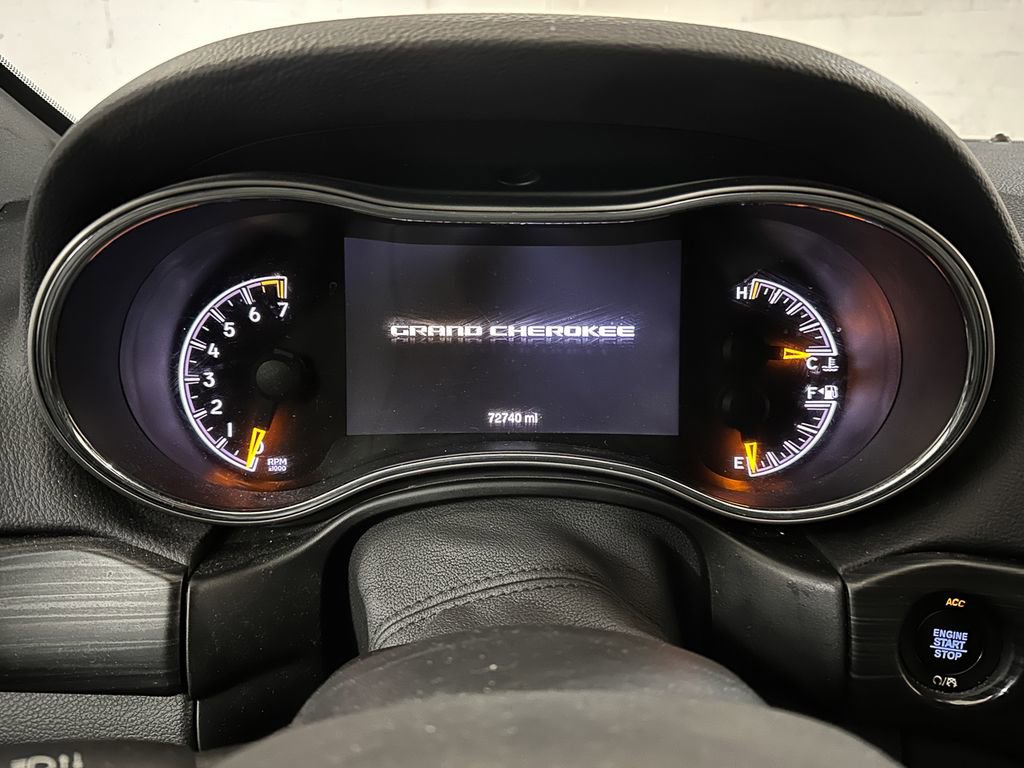 Used 2019 Jeep Grand Cherokee Altitude image 34