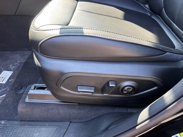 New 2026 Jeep Grand Cherokee L Limited w/ Limited Altitude Package AWD/4WD image 7