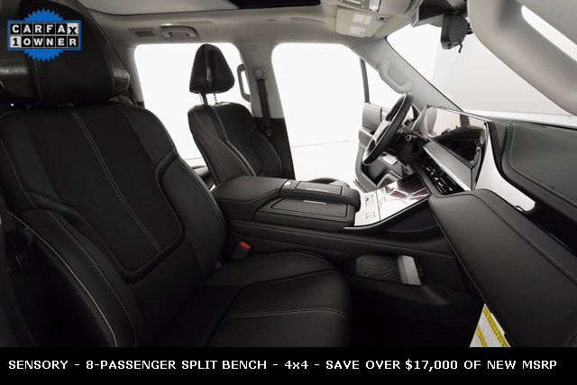Used 2025 INFINITI QX80 Sensory image 17