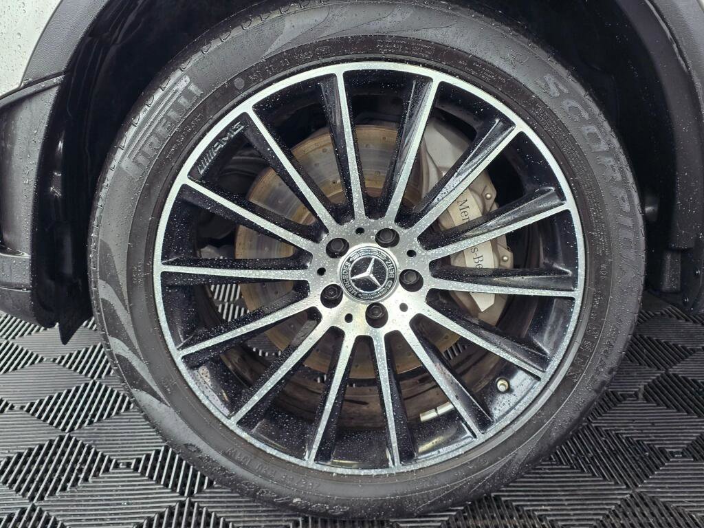 Used 2022 Mercedes-Benz GLC 300 4MATIC image 12