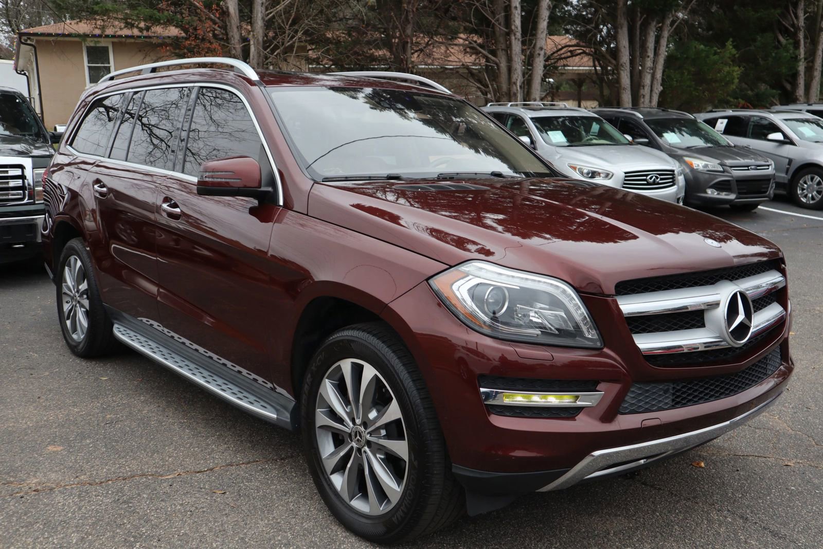 Used 2015 Mercedes-Benz GL 320 BlueTEC 4MATIC w/ Premium I Package image 3